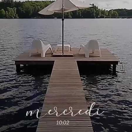 Ma Cabane Au Bord Du Lac Neuvic  Екстериор снимка